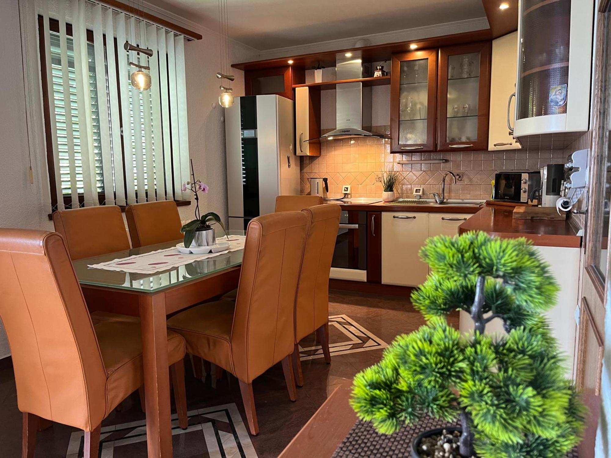 Apartman Adrijan Sukosan Ngoại thất bức ảnh